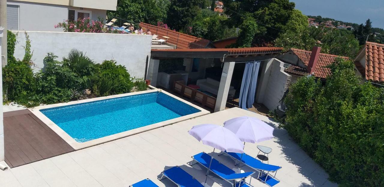 Holiday Homes Mare *